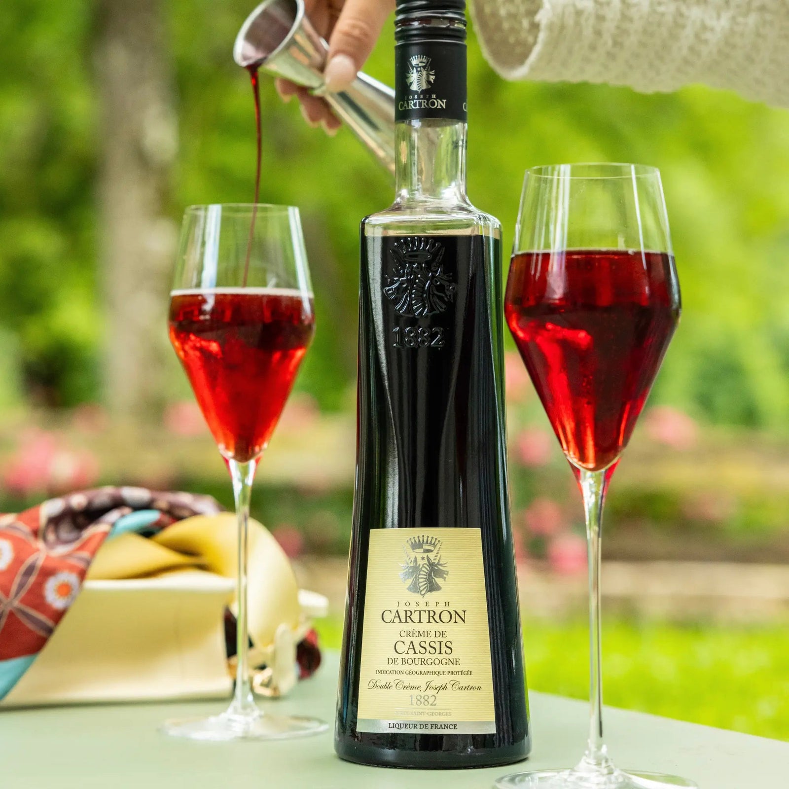 Cartron Crème de Cassis de Bourgogne (Blackcurrant) Liqueur 700 ml - Main Street Liquor